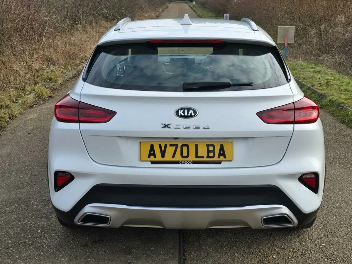 2020-kia-xceed-10-t-gdi-2-big-25
