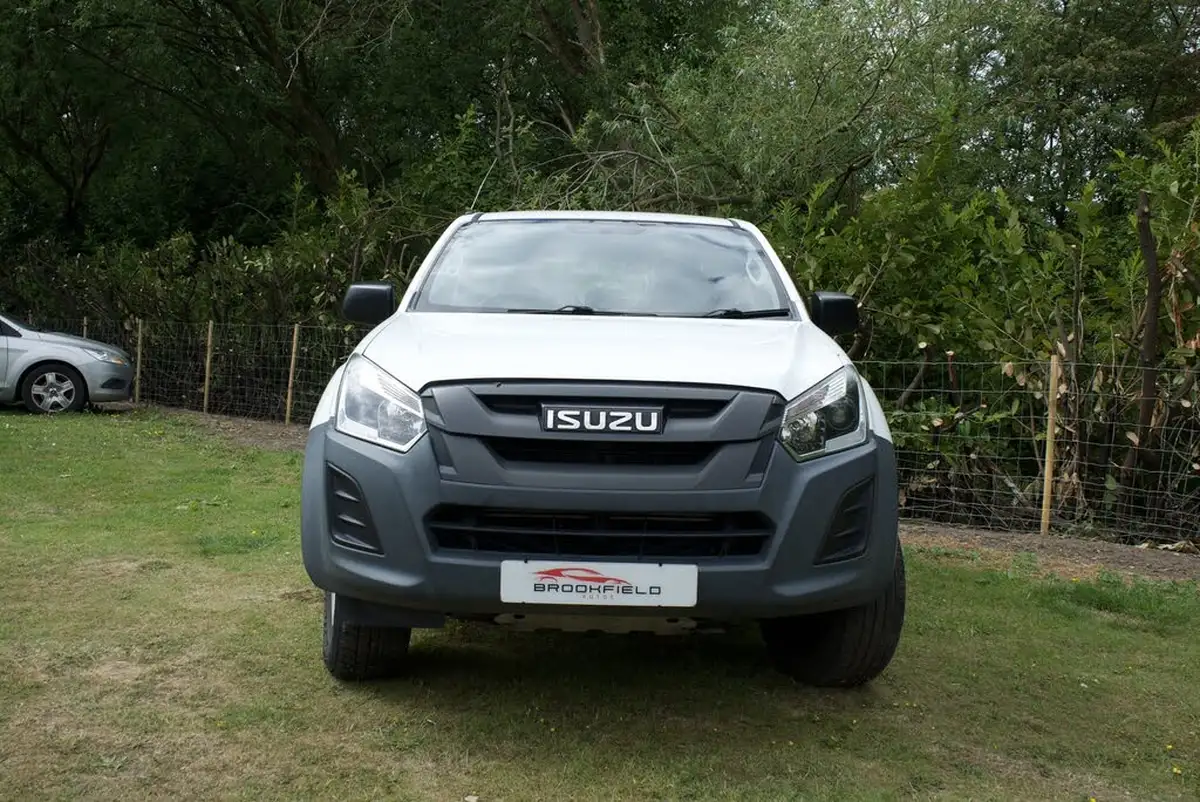2018-isuzu-d-max-19td-utility-4x4-double-pickup-big-4