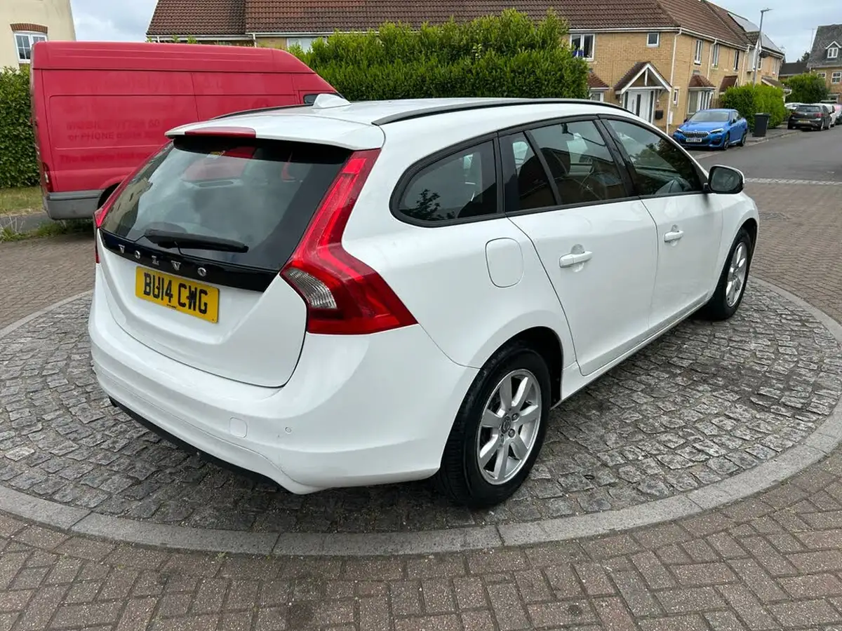 2014-volvo-v60-16td-d2-business-edition-powershift-big-38