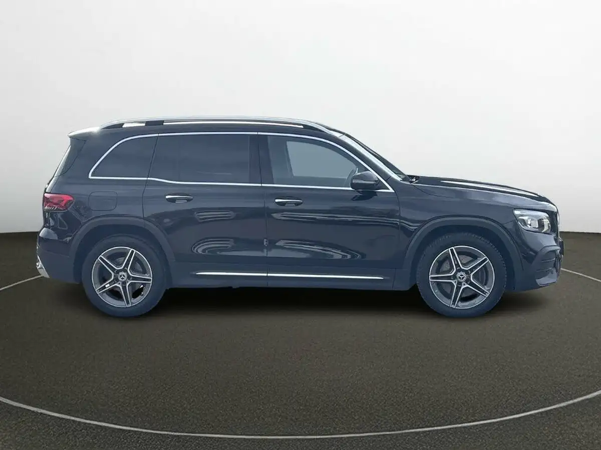 2020-mercedes-benz-glb-class-20d-glb220d-amg-line-premium-5-big-10