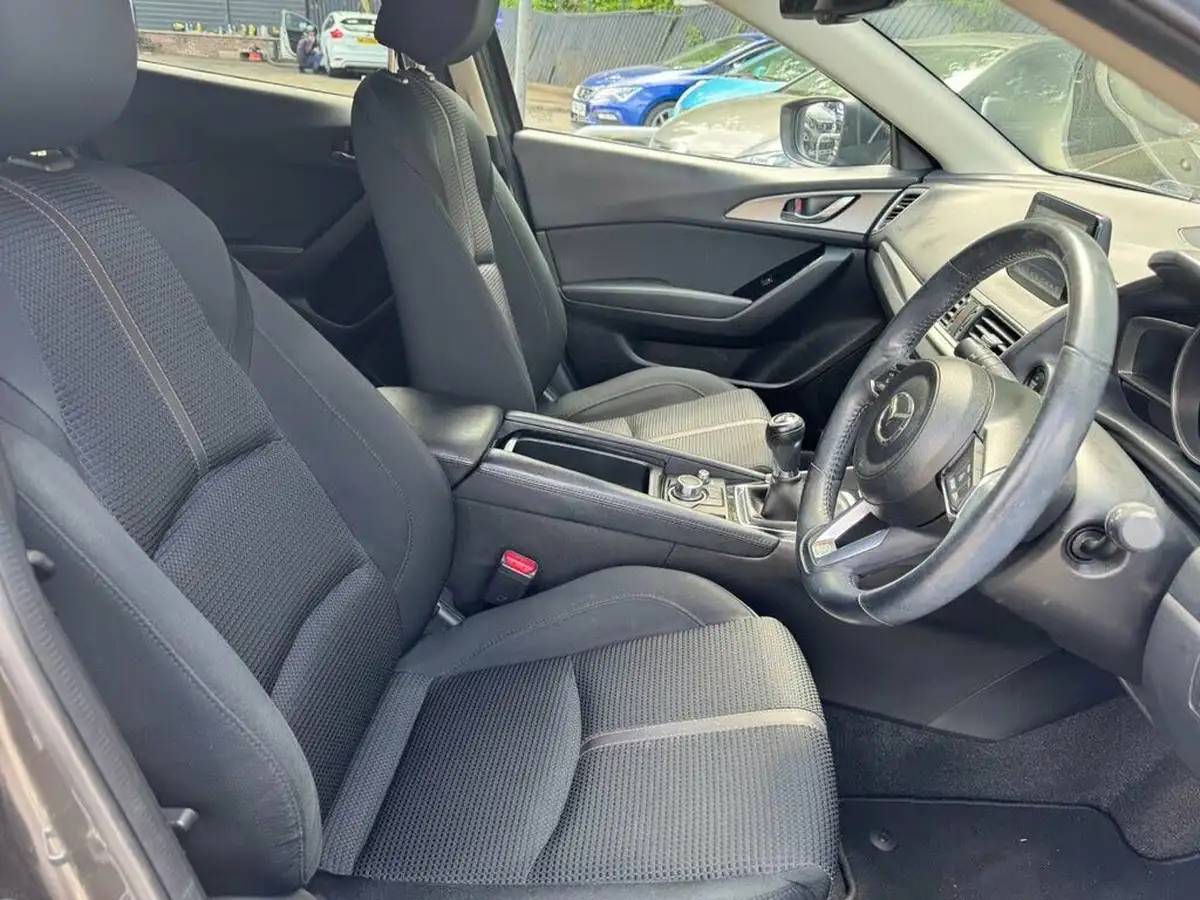2017-mazda-mazda3-15td-se-l-nav-hatchback-5d-big-35