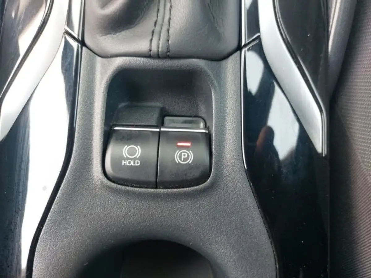 2022-toyota-corolla-18-vvt-i-icon-120bhp-spare-wheel-touring-sports-5d-big-17