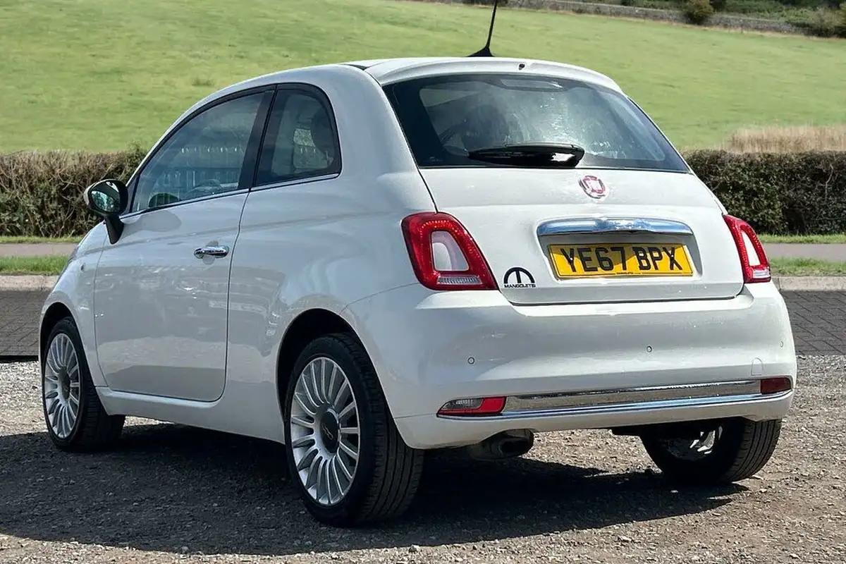 2017-fiat-500-12-lounge-big-2