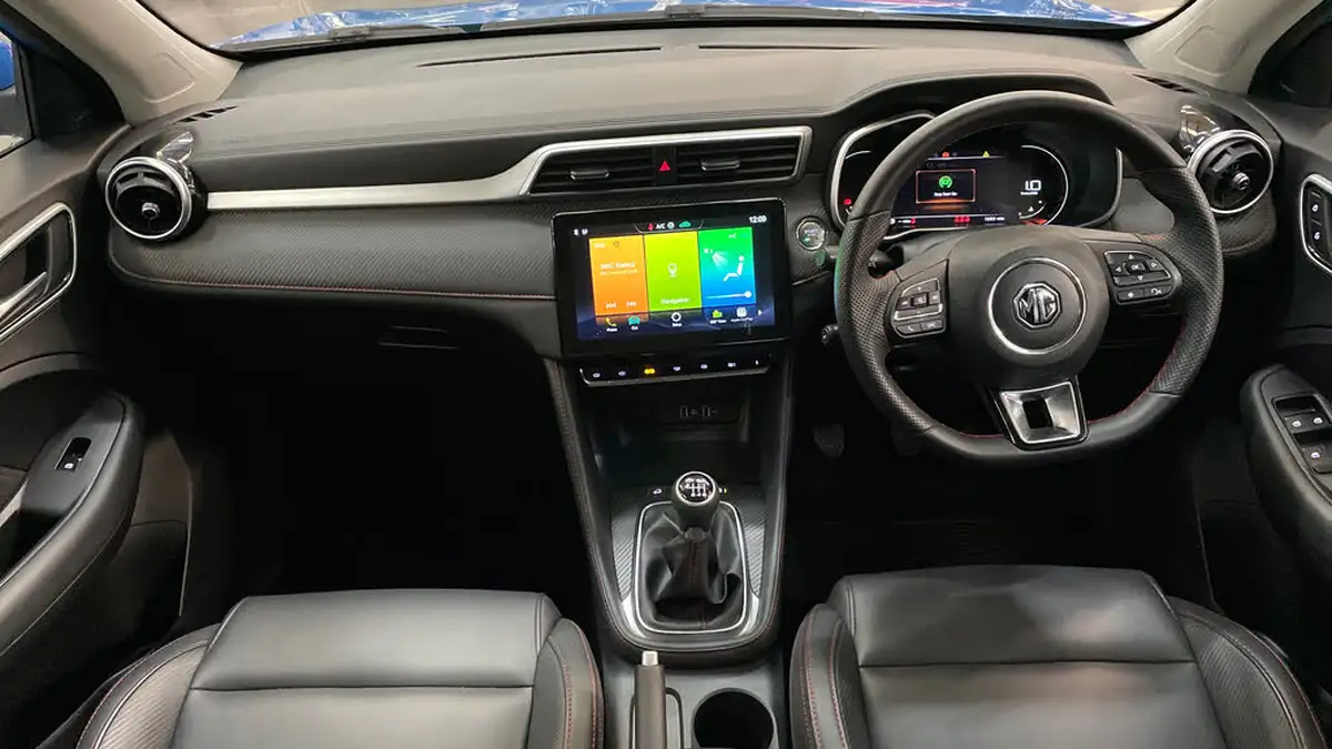 2024-mg-zs-suv-10t-gdi-exclusive-big-10