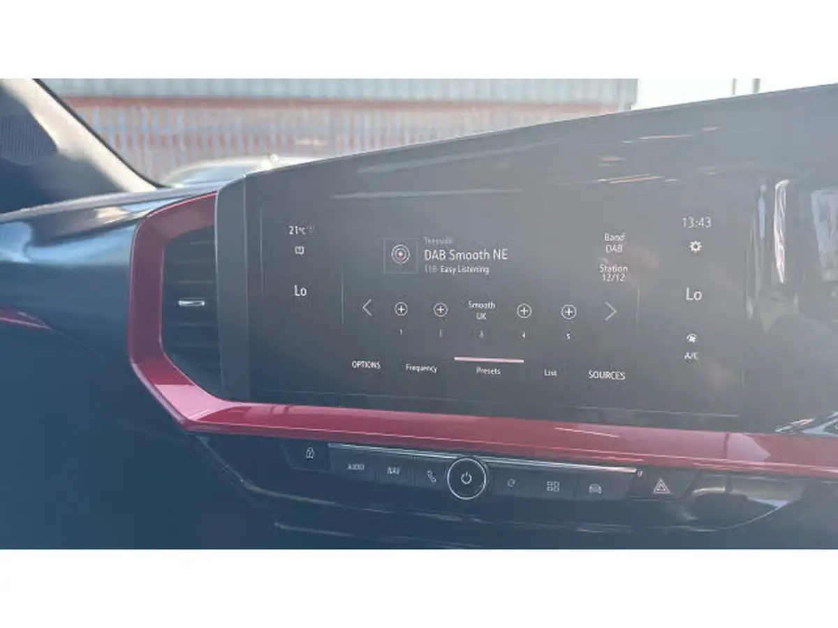 2021-vauxhall-mokka-e-sri-premium-big-11
