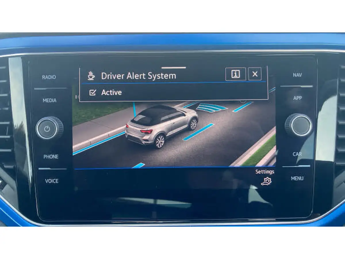 2022-volkswagen-t-roc-15-tsi-r-line-convertible-2d-dsg-big-35