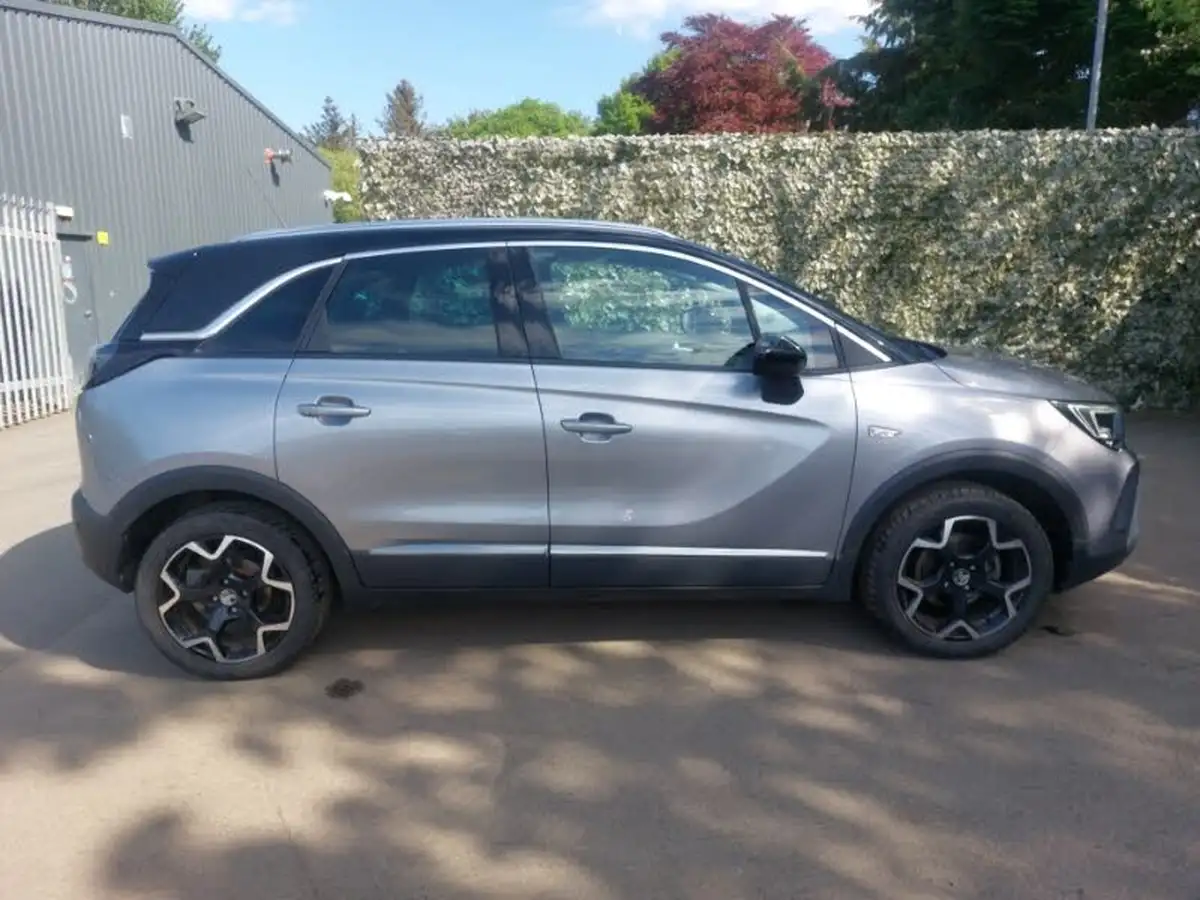 2022-vauxhall-crossland-12-ultimate-130ps-big-3