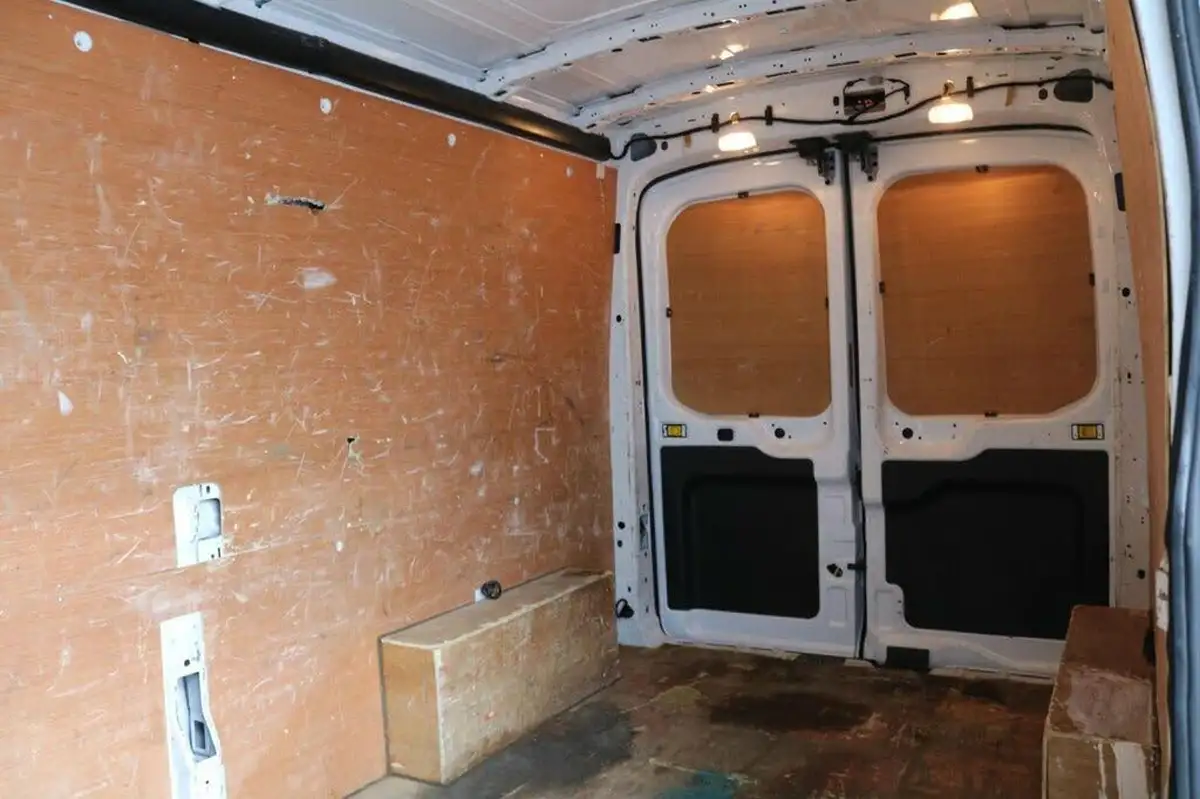2022-ford-transit-big-13