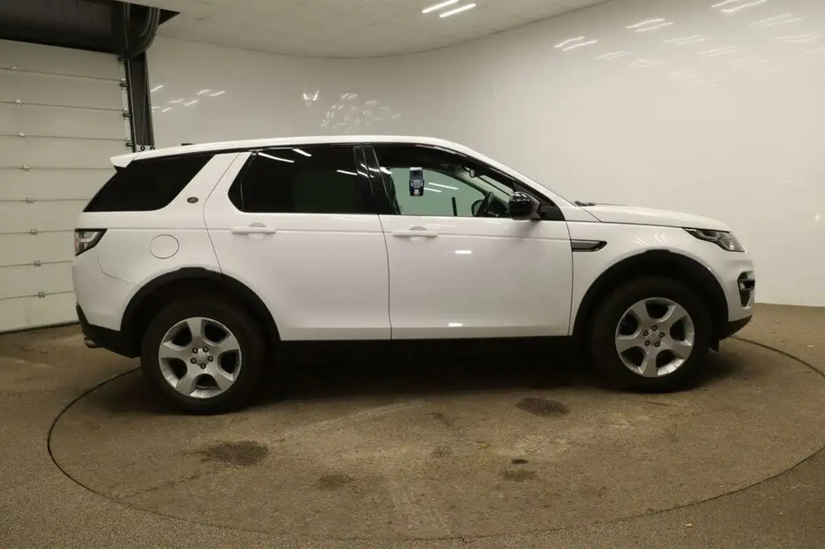 2017-land-rover-discovery-sport-20td4-pure-edition-big-2