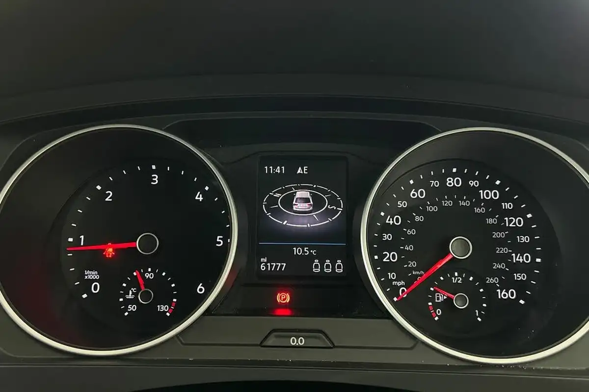 2018-volkswagen-tiguan-20tdi-se-navigation-150ps-scr-big-9