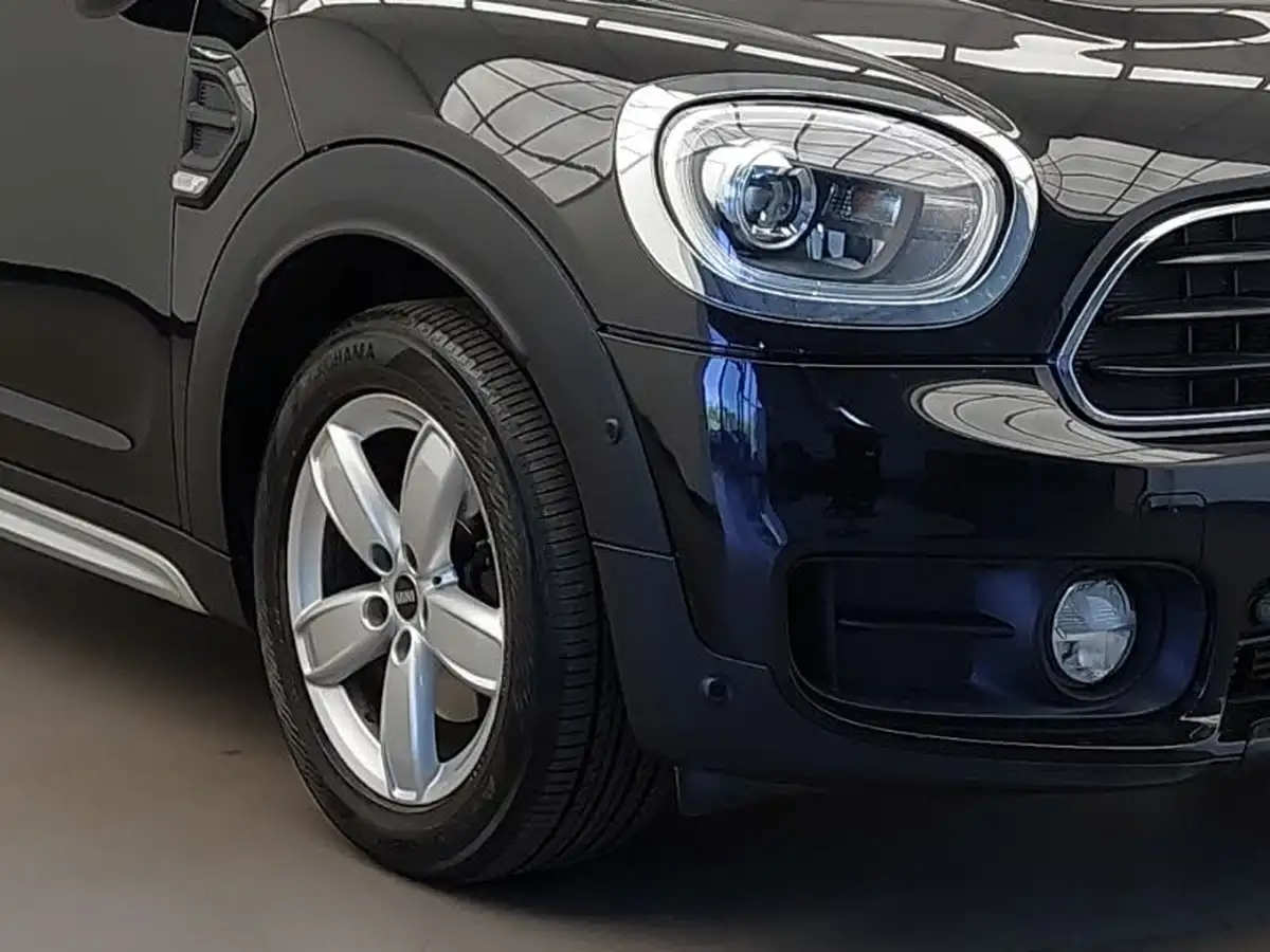 2019-mini-countryman-15-cooper-classic-big-8