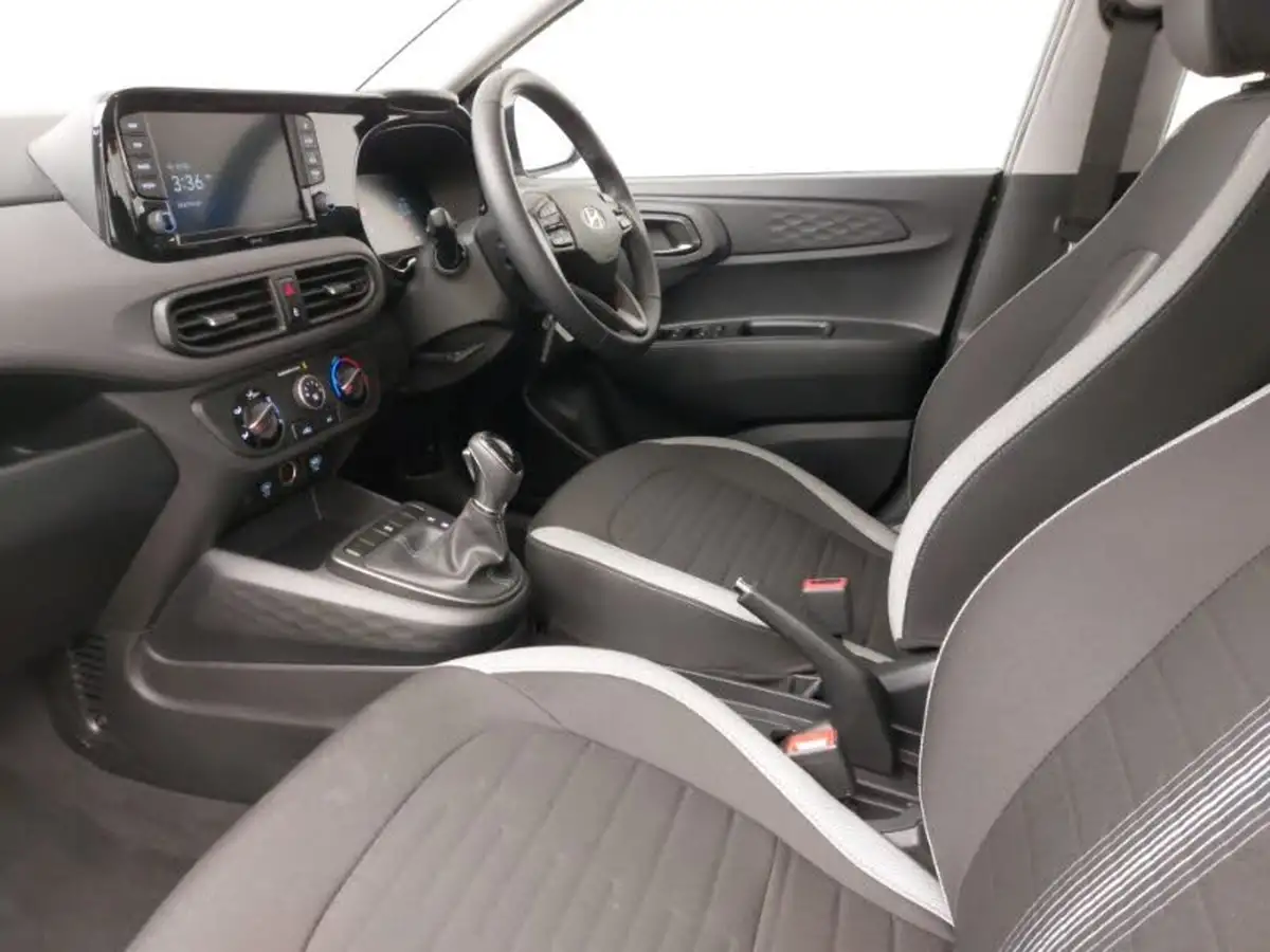 2024-hyundai-i10-10-advance-63ps-auto-big-4