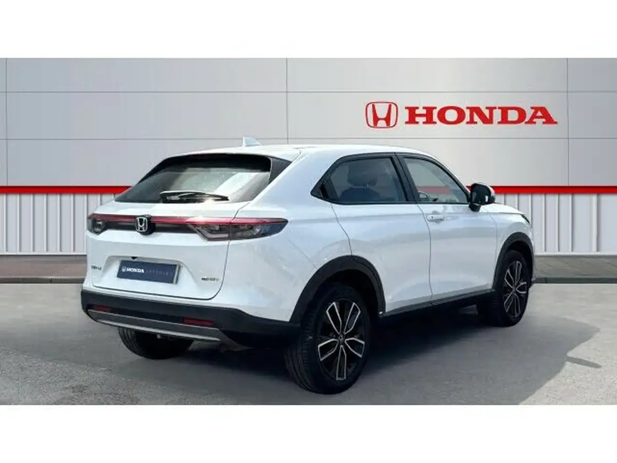 2022-honda-hr-v-15-i-mmd-elegance-big-11