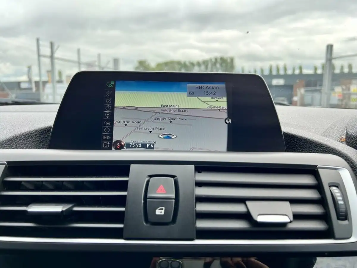 2016-bmw-1-series-15td-116d-sport-5d-big-15