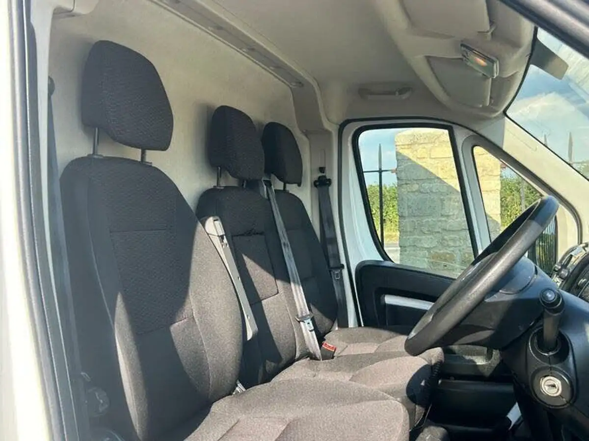 2020-citroen-relay-22bluehdi-35-l3h2-enterprise-panel-big-16