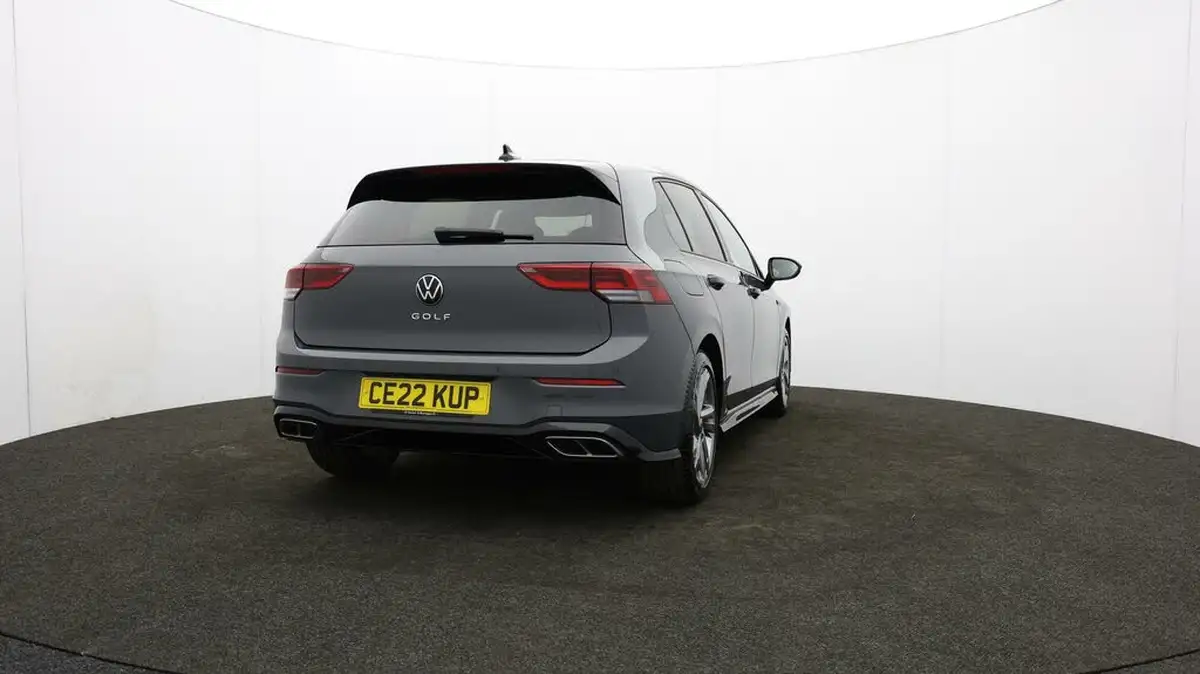 2022-volkswagen-golf-15-tsi-r-line-130ps-hatchback-big-79
