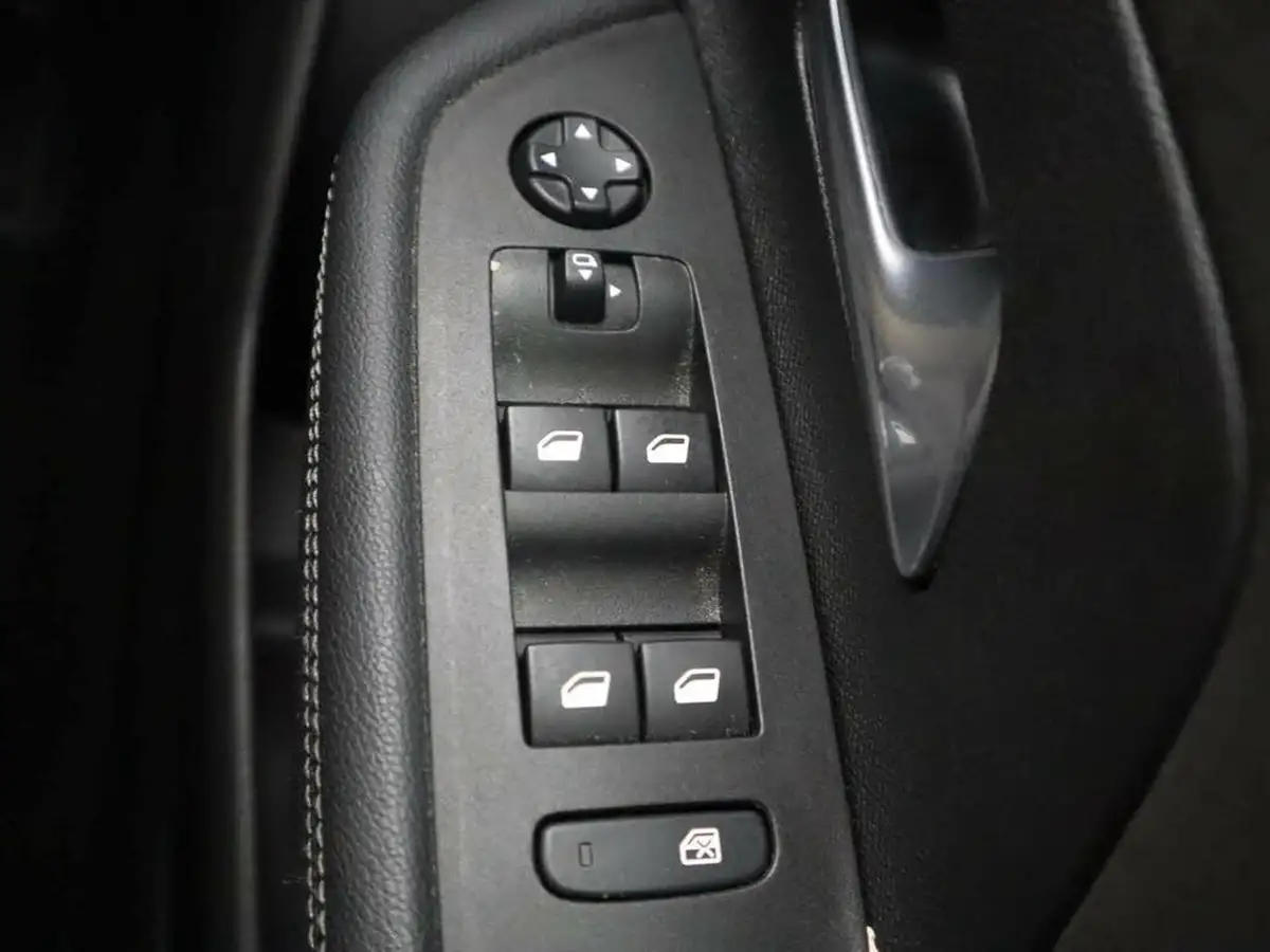 2022-vauxhall-mokka-12-ultimate-130ps-auto-big-39