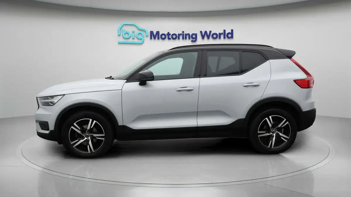 2021-volvo-xc40-15-t3-r-design-161bhp-auto-big-4