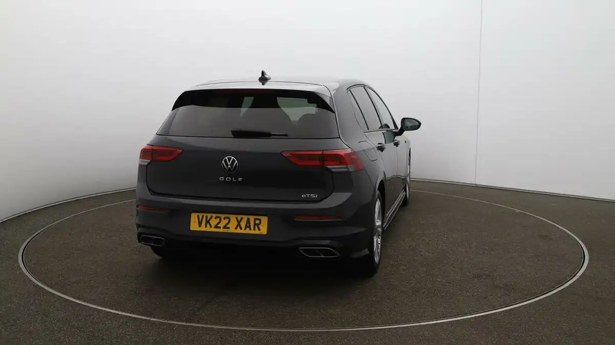 2022-volkswagen-golf-15-etsi-r-line-150ps-hatchback-big-49