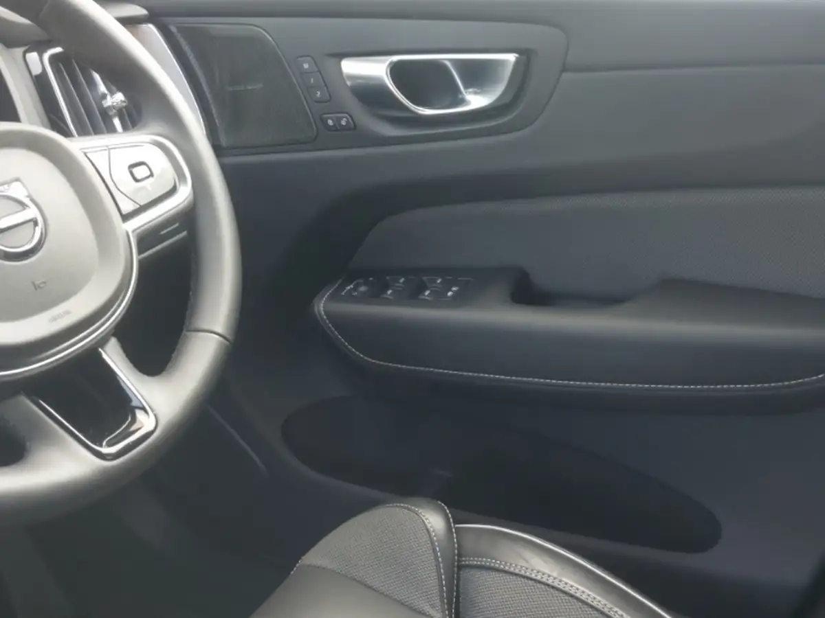 2022-volvo-xc60-20td-b4-plus-big-9