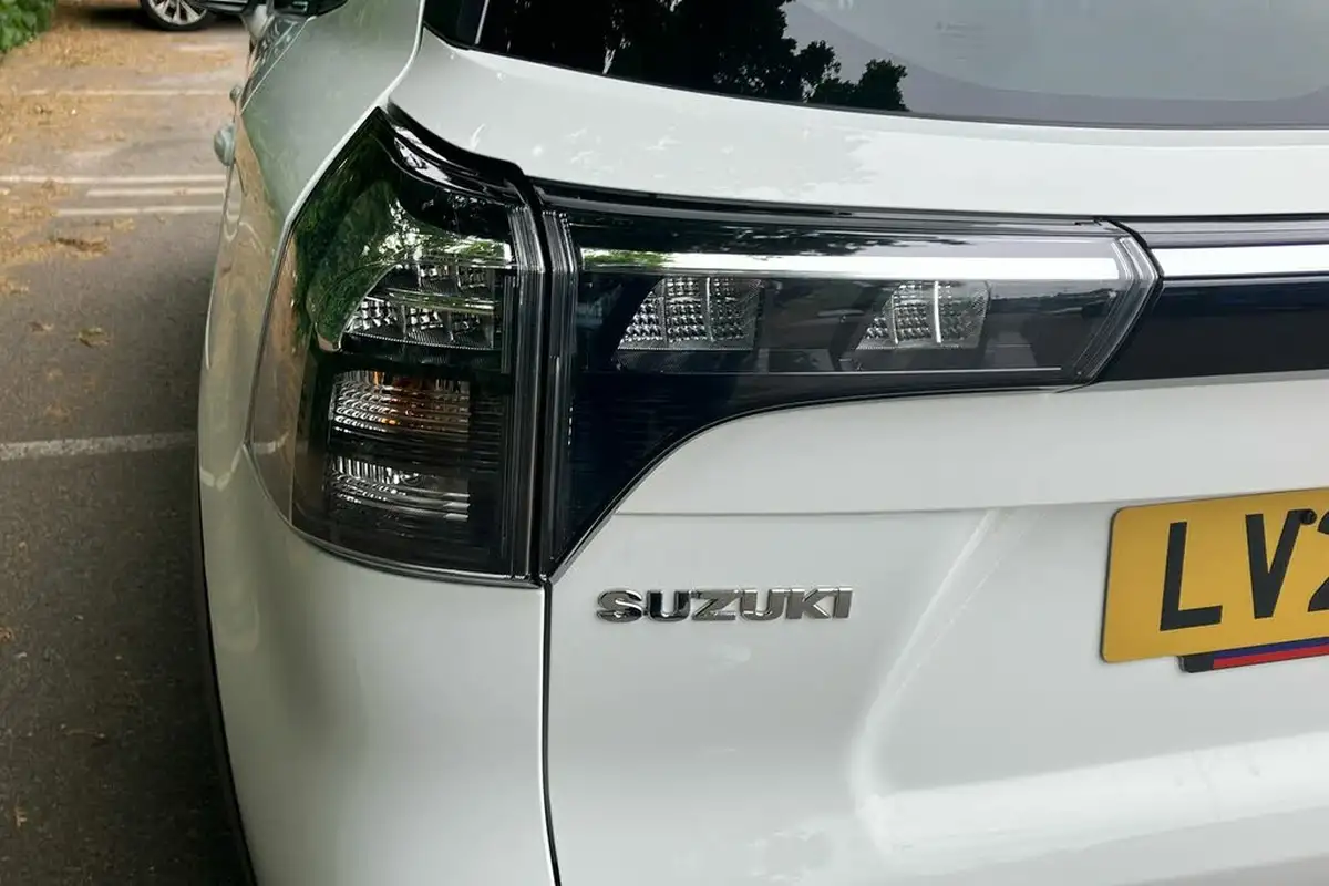 2024-suzuki-s-cross-14-boosterjet-ultra-allgrip-big-27