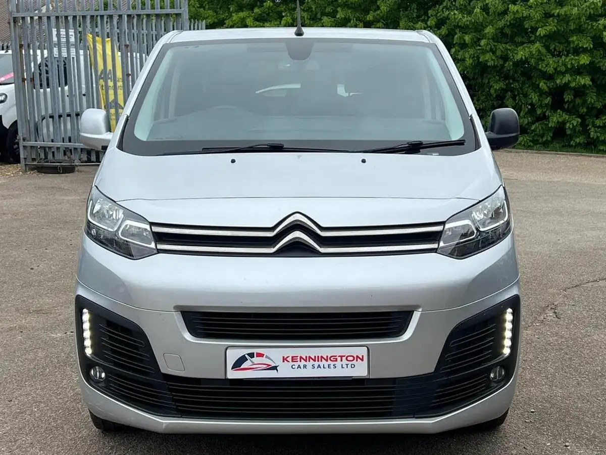 2019-citroen-spacetourer-15bluehdi-business-m-big-20