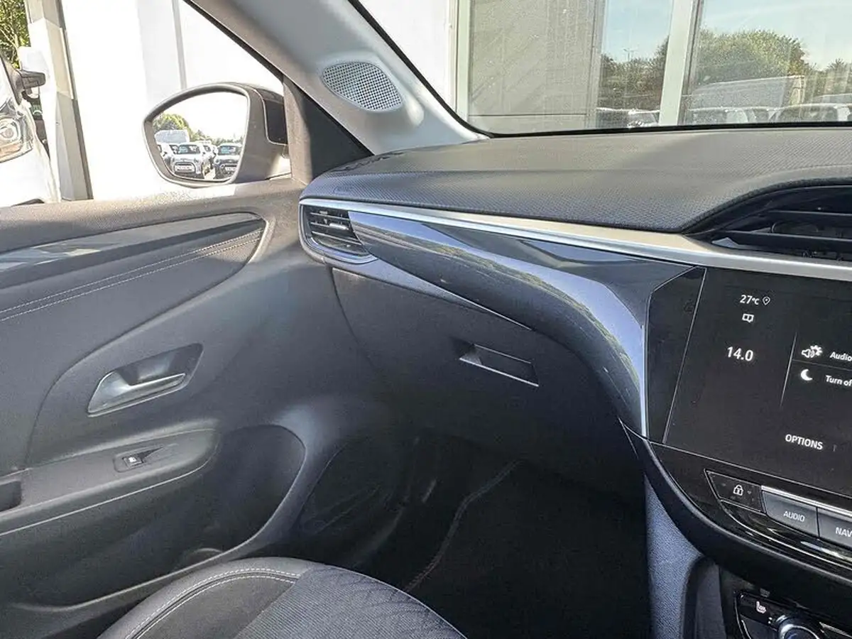 2022-vauxhall-corsa-e-elite-premium-big-31