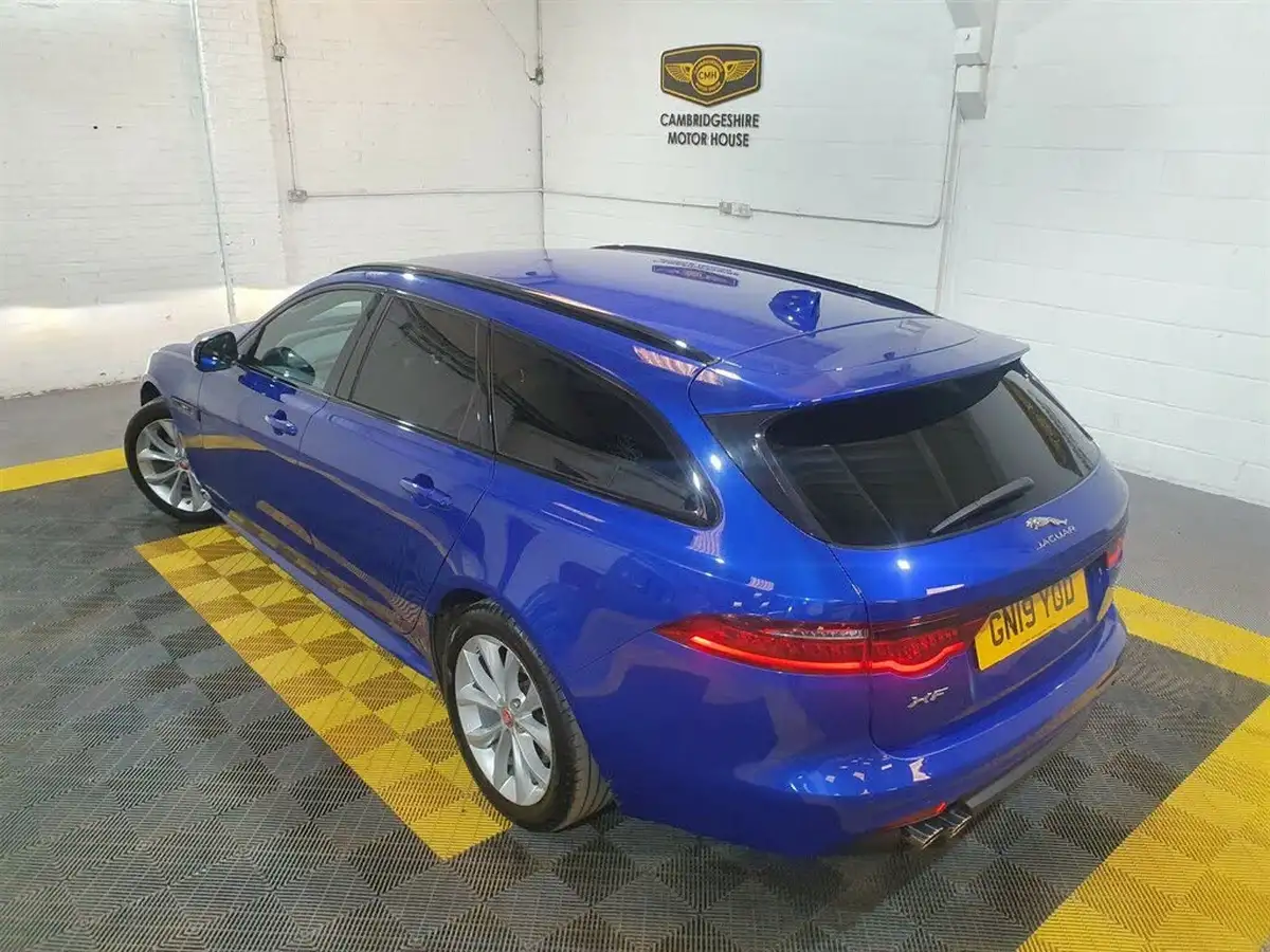 2019-jaguar-xf-20td-r-sport-180ps-ss-sportbrake-5d-auto-big-11