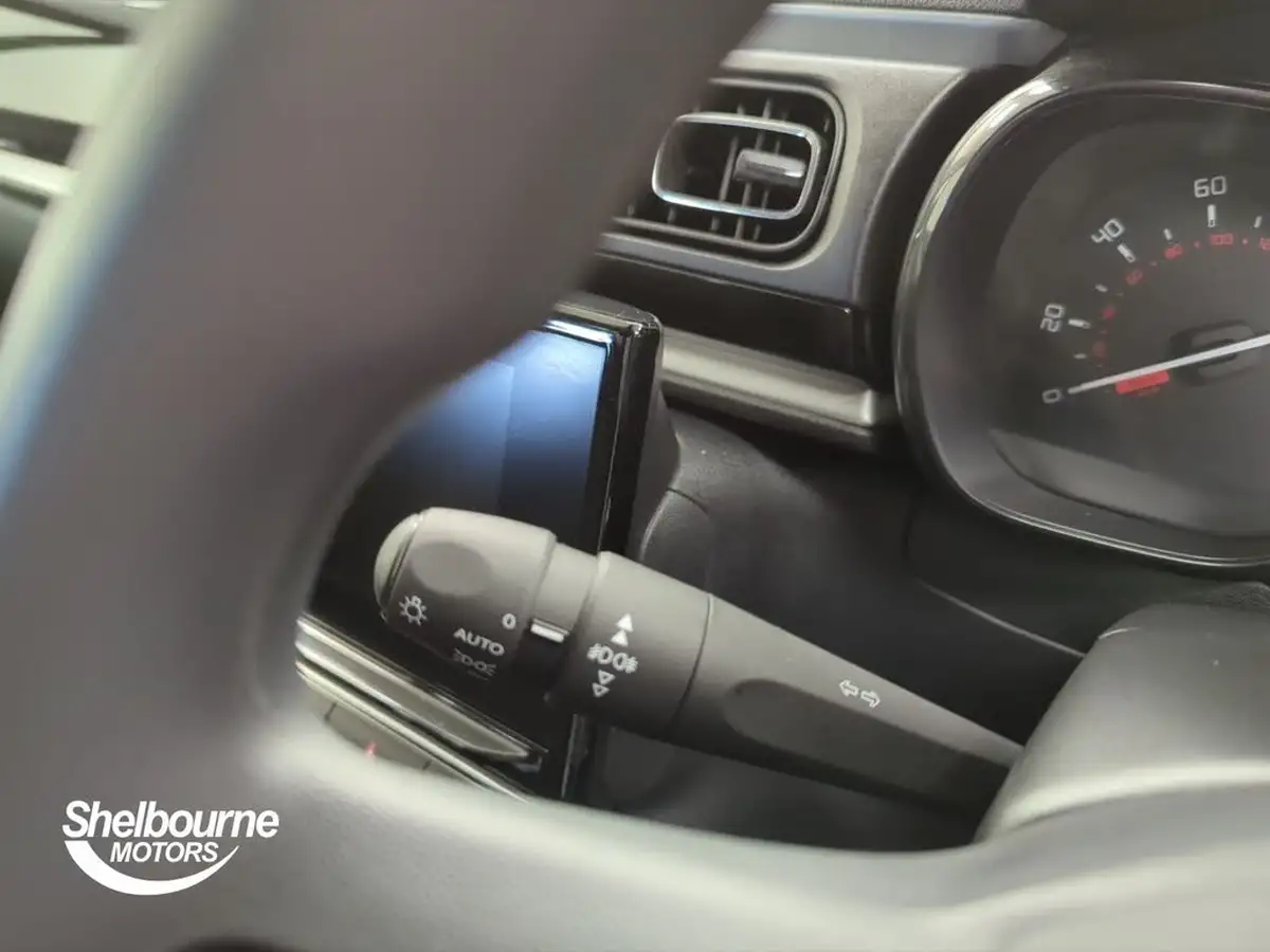 2024-citroen-c3-12-puretech-plus-110ps-eat6-big-30