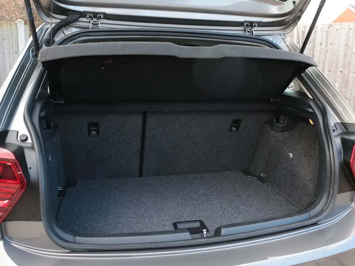 2019-volkswagen-polo-10-tsi-se-ss-dsg-big-49