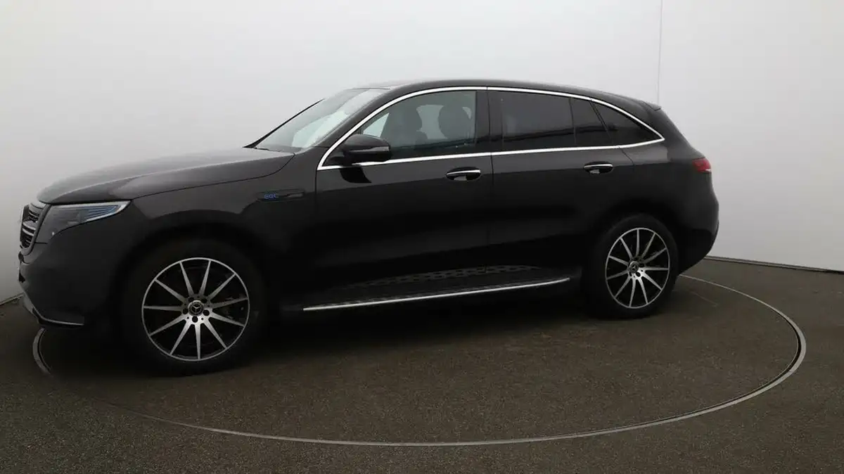 2021-mercedes-benz-eqc-e-eqc-400-amg-line-big-66