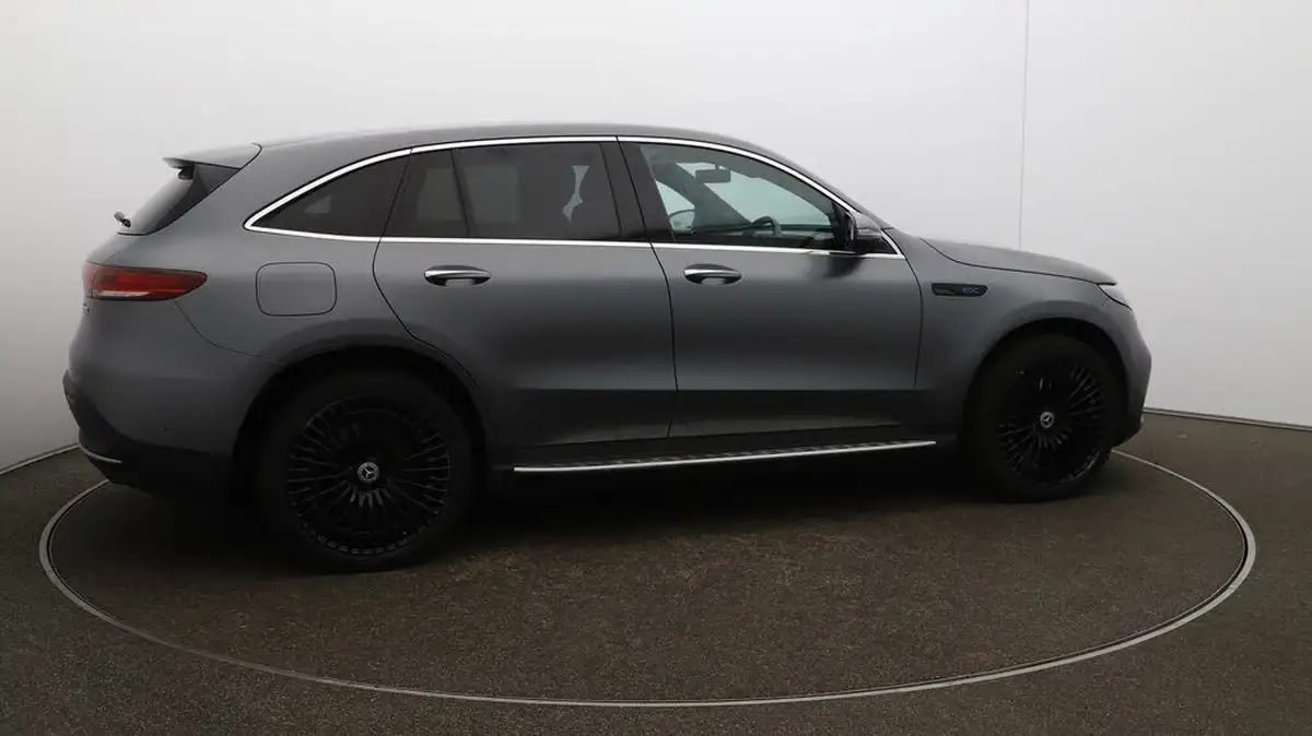 2022-mercedes-benz-eqc-e-eqc-400-amg-line-premium-plus-big-54