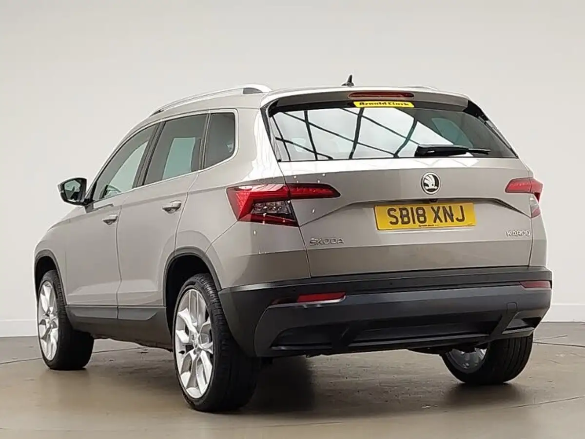 2018-skoda-karoq-15-tsi-edition-ss-big-1
