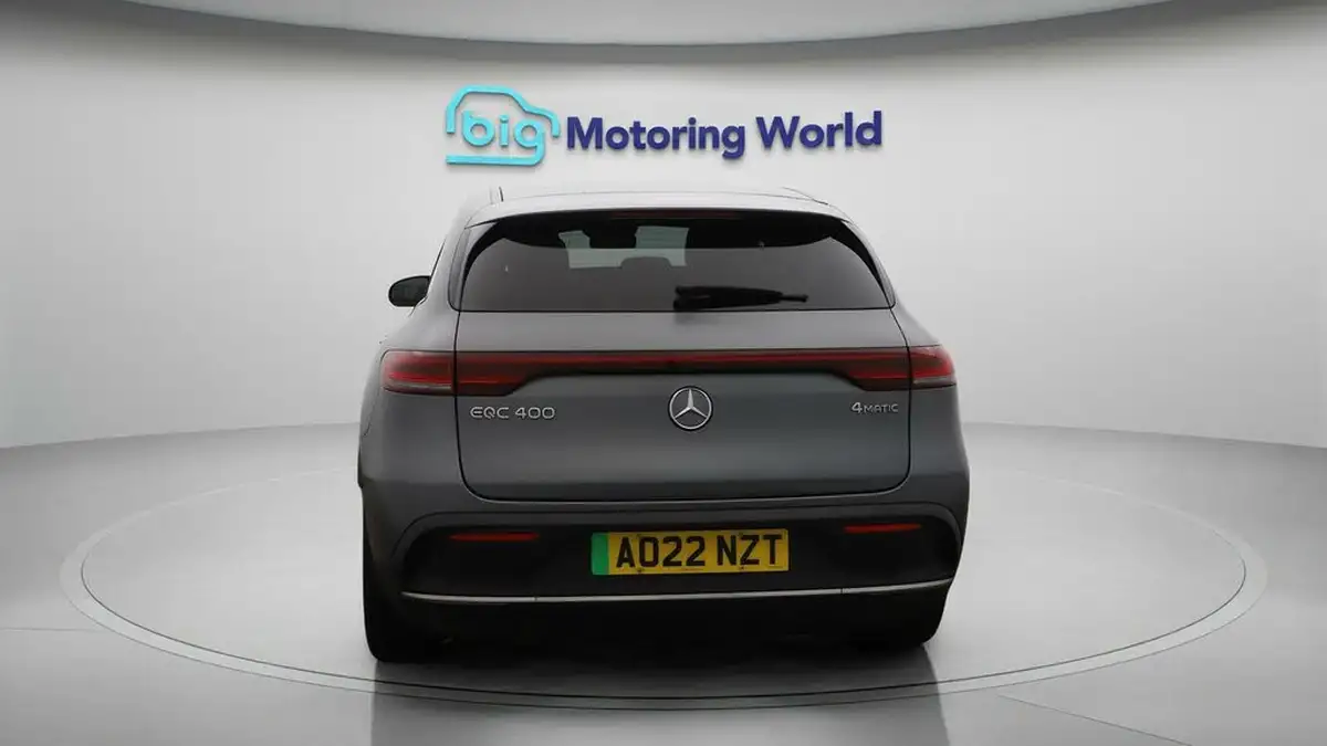 2022-mercedes-benz-eqc-e-eqc-400-amg-line-premium-plus-big-6