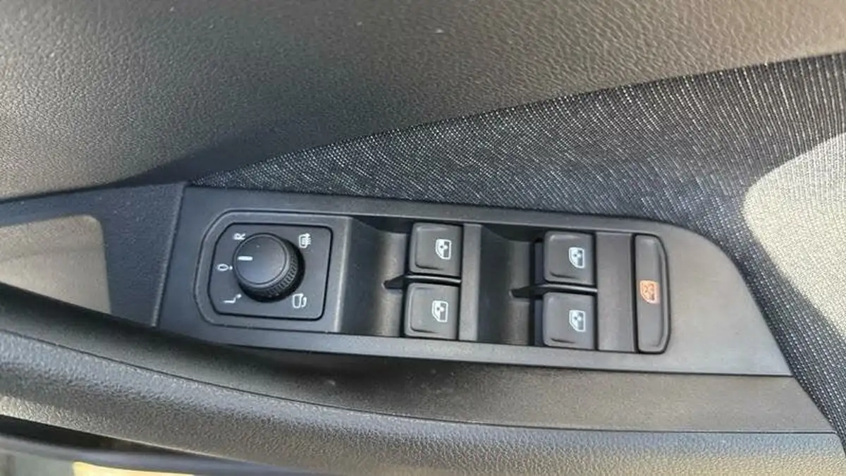 2023-skoda-scala-15-tsi-se-l-dsg-big-10