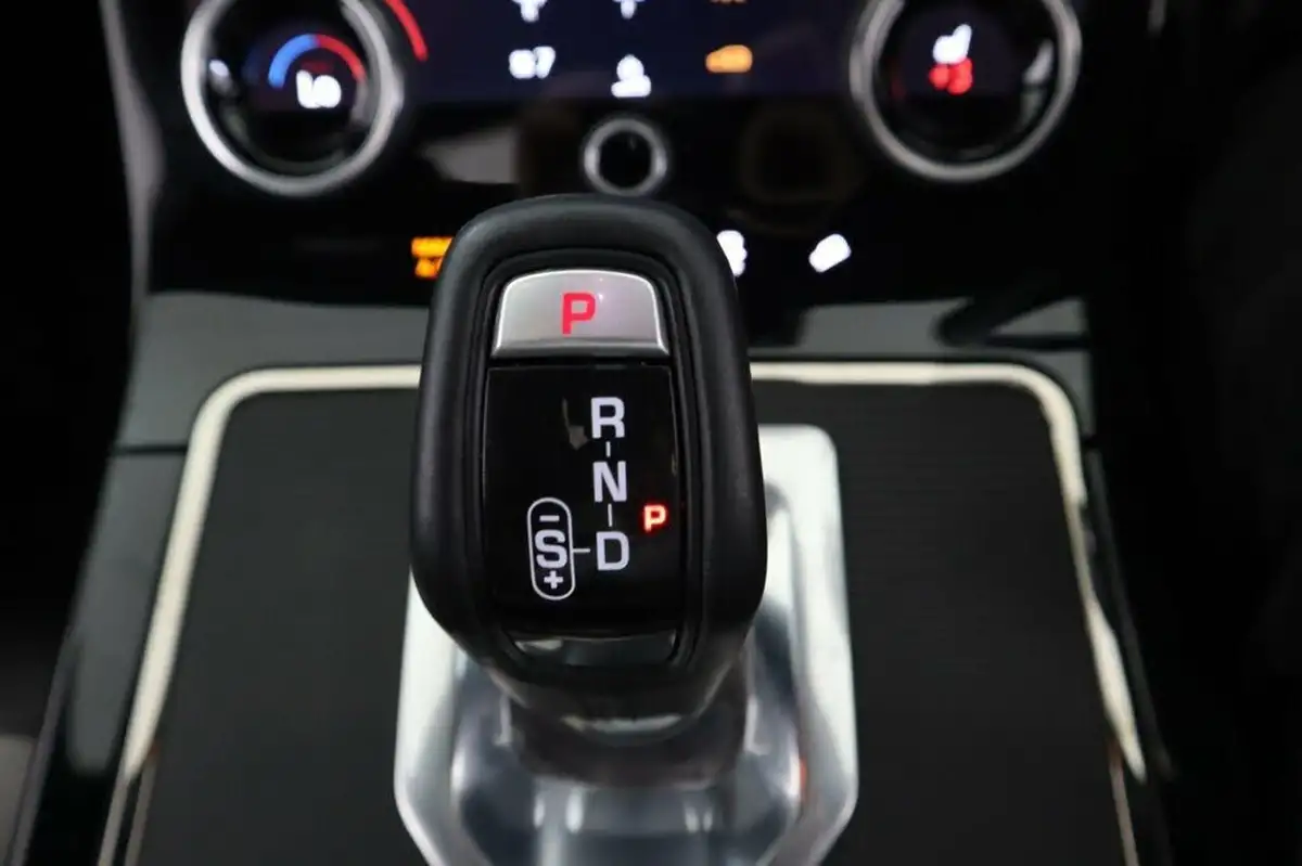 2022-land-rover-range-rover-evoque-20-d200-r-dynamic-se-big-14