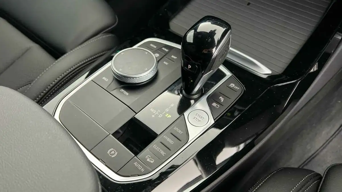 2024-bmw-x3-20-30e-xdrive-m-sport-big-19