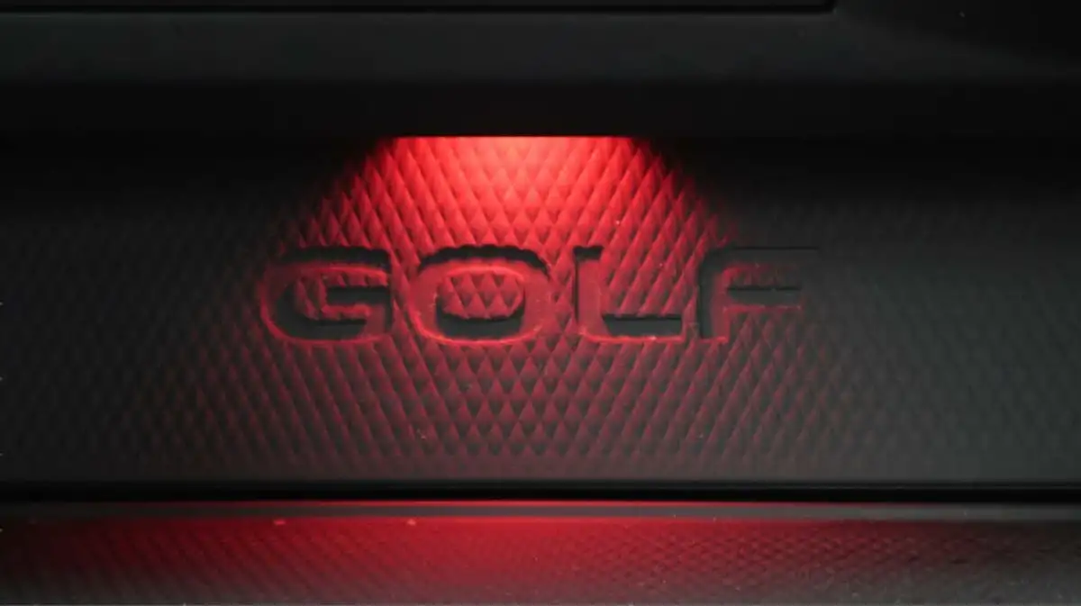 2022-volkswagen-golf-20-tsi-gti-dsg-big-23