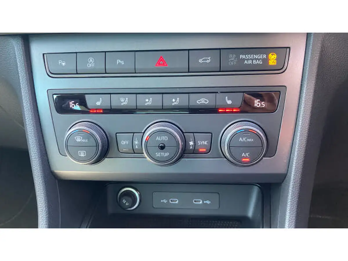 2024-cupra-ateca-15-ecotsi-v2-big-39