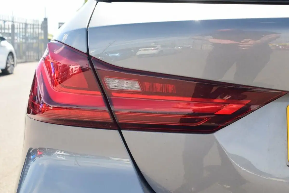 2023-bmw-1-series-15-118i-m-sport-lcp-dct-big-23