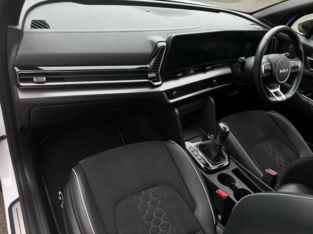 2022-kia-sportage-16-t-gdi-gt-line-148bhp-1598cc-big-10