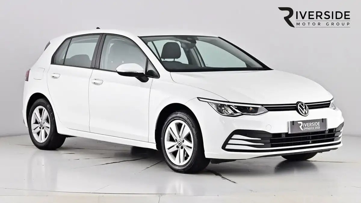 2020-volkswagen-golf-15-tsi-life-150ps-hatchback-big-0