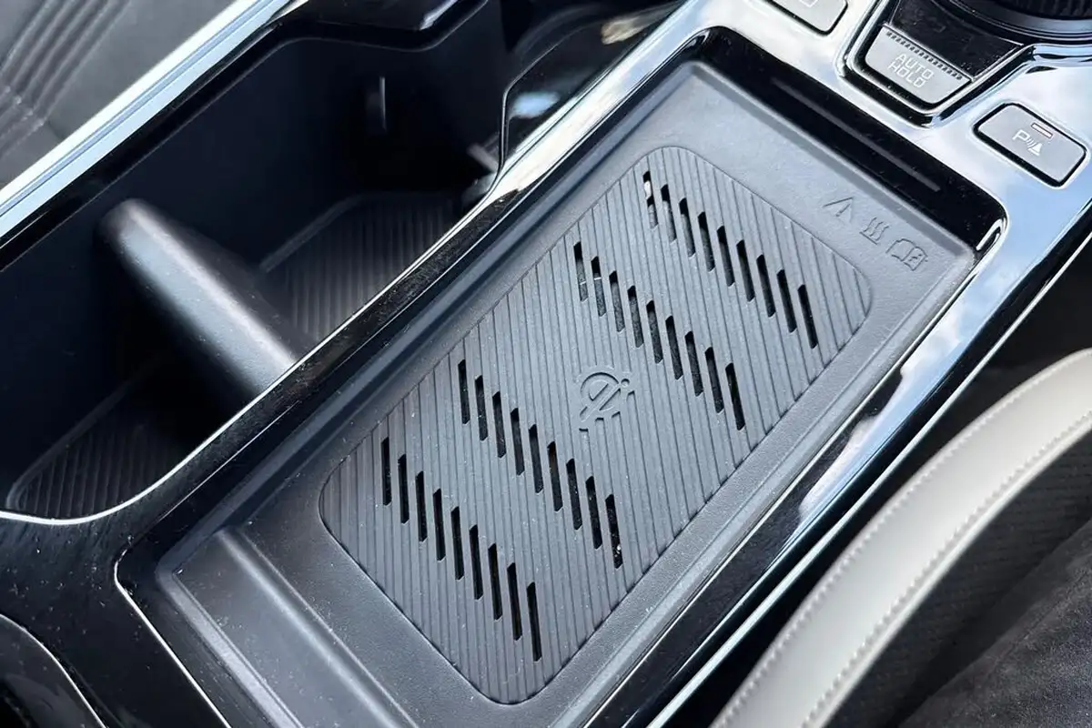 2023-kia-ev6-e-gt-line-225bhp-big-46
