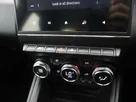 2022-renault-clio-10-tce-iconic-edition-small-24