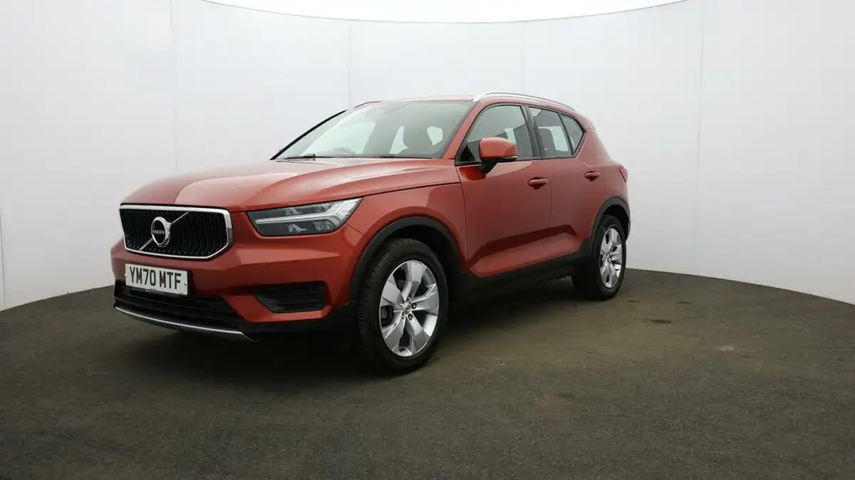 2020-volvo-xc40-20td-d3-momentum-geartronic-big-37