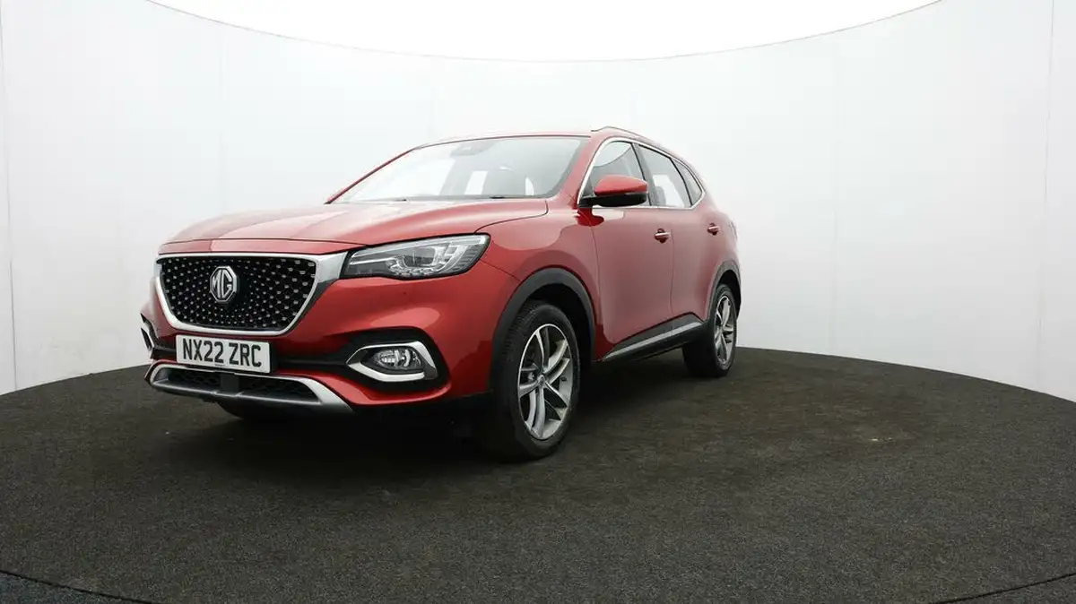 2022-mg-hs-15t-gdi-exclusive-162ps-big-60