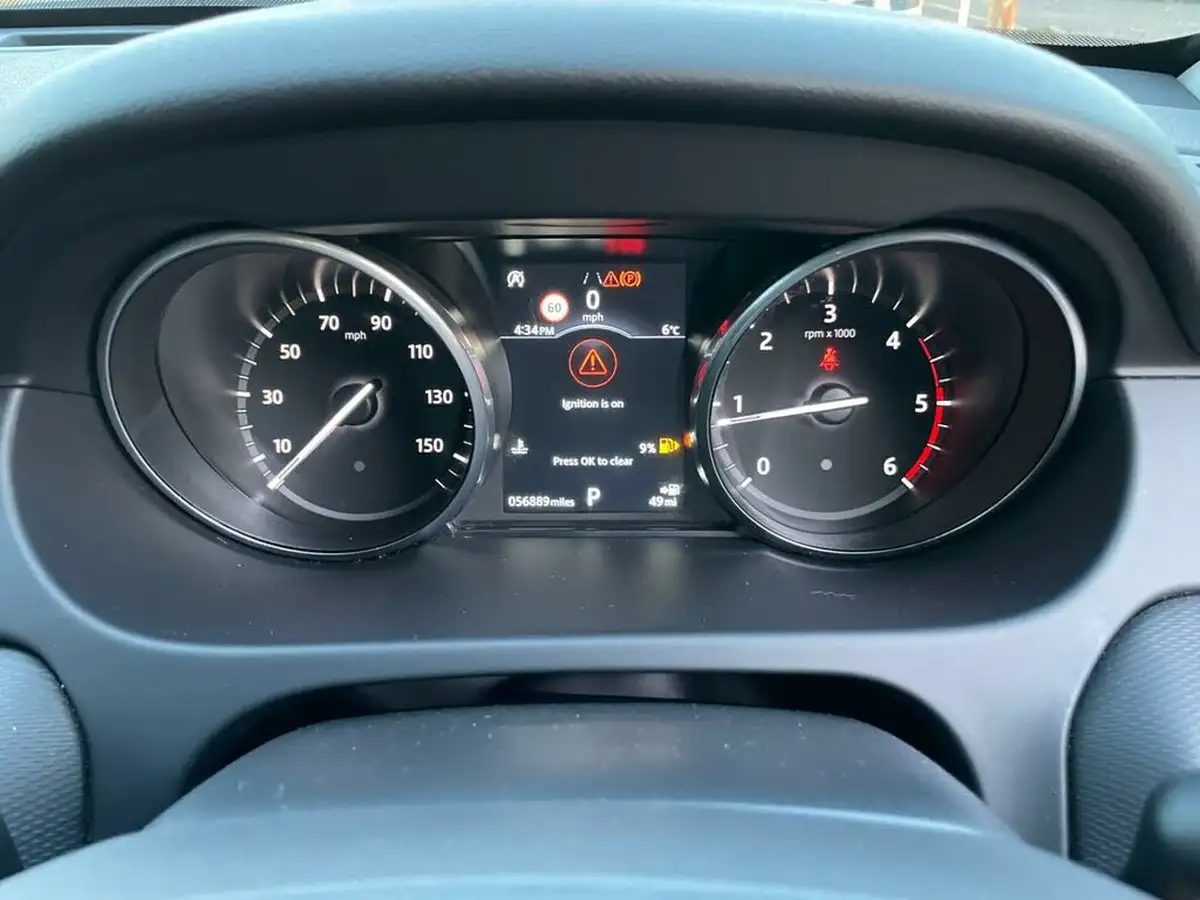 2017-land-rover-discovery-sport-20sd4-hse-dynamic-lux-big-23