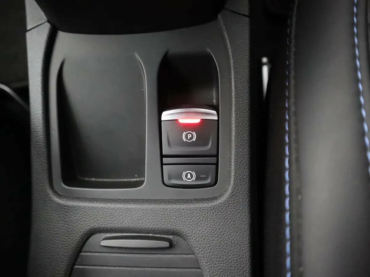 2024-renault-clio-10-tce-esprit-alpine-big-30