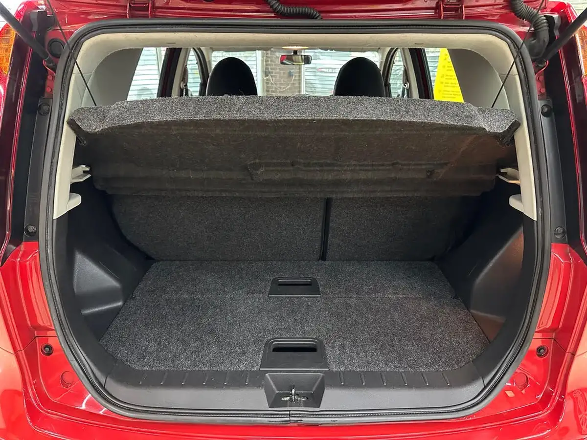 2010-nissan-note-16-visia-auto-big-19