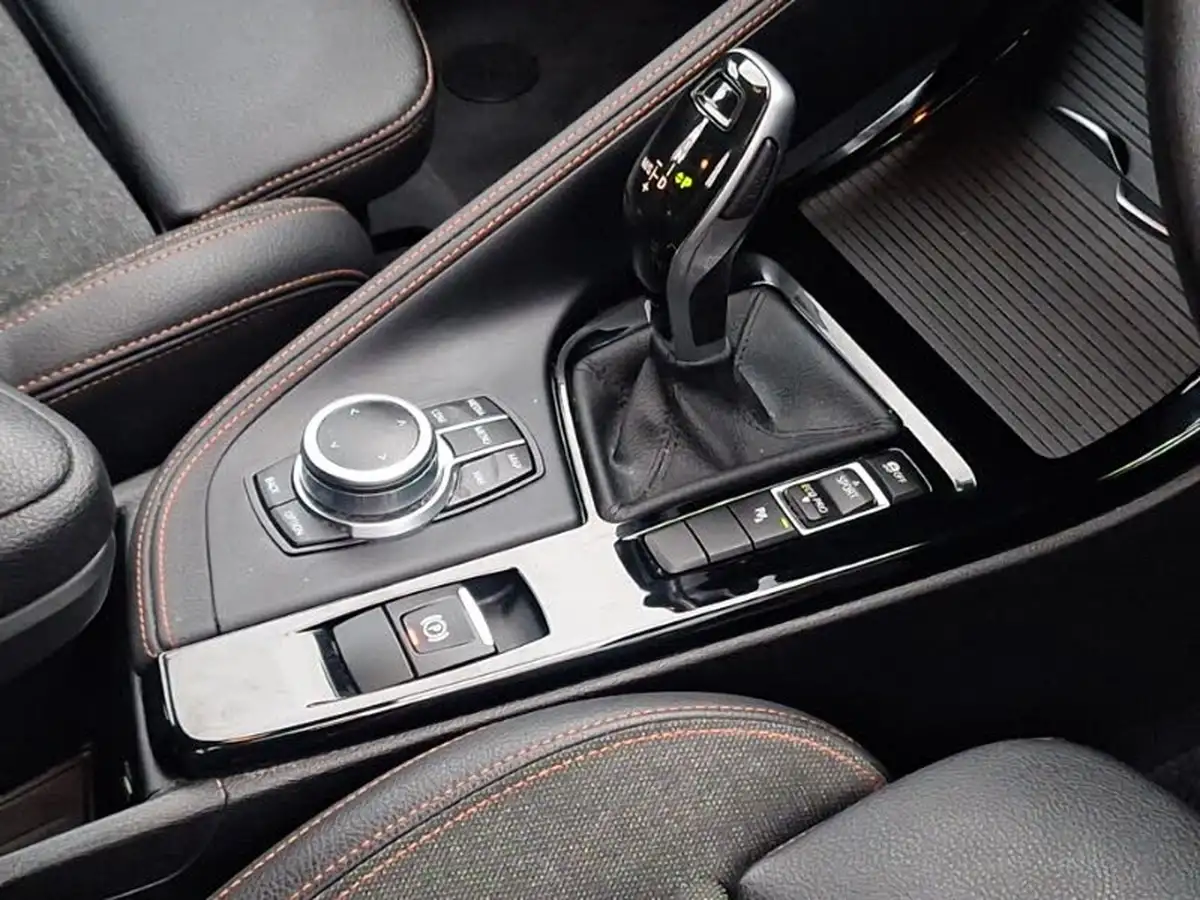 2021-bmw-x1-20-sdrive20i-sport-big-13